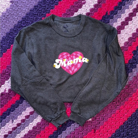 Thrifted fruit of the loom sweatshirt with custom design! - Picture 1 of 1